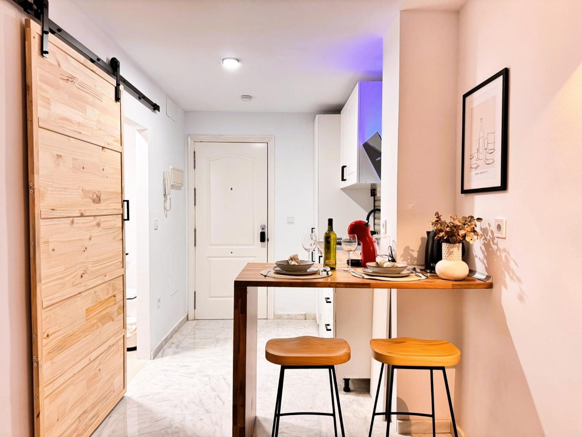Charming Loft Close To Center - Wifi Apartment