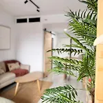 Charming Loft Close To City Center - Wifi