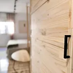 Charming Loft Close To City Center - Wifi