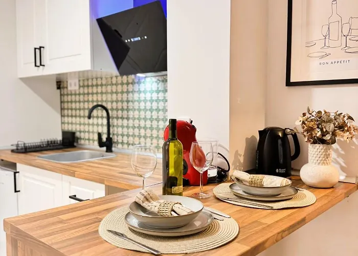Charming Loft Close To City Center - Wifi